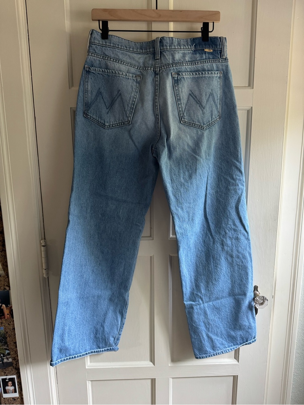 MOTHER Superior Lil’ Dodger Button Hover Cuff Light Wash Wide-Leg Cuffed Jeans - Picture 9 of 9